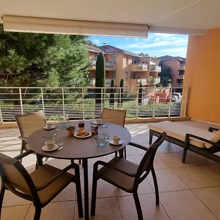 Elegant 3 Pieces Au Port De La Figueirette