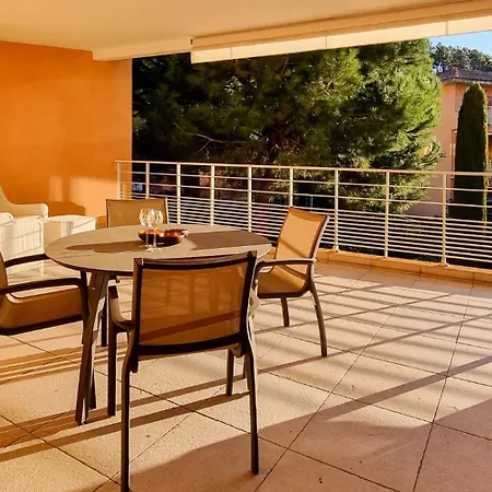 Elegant 3 Pieces Au Port De La Figueirette Apartment